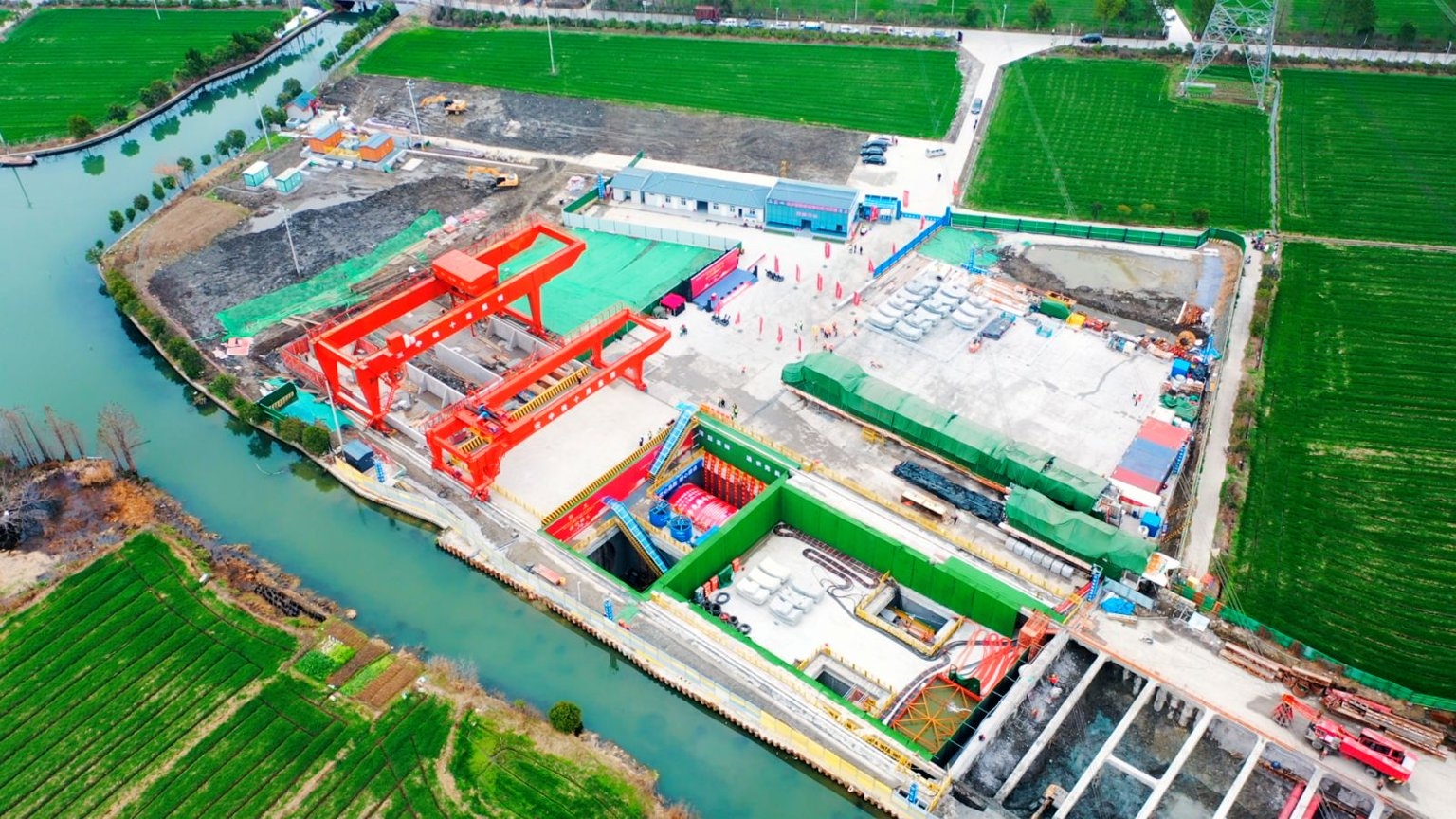 水乡旅游线城际铁路“水乡先锋号”盾构机始发